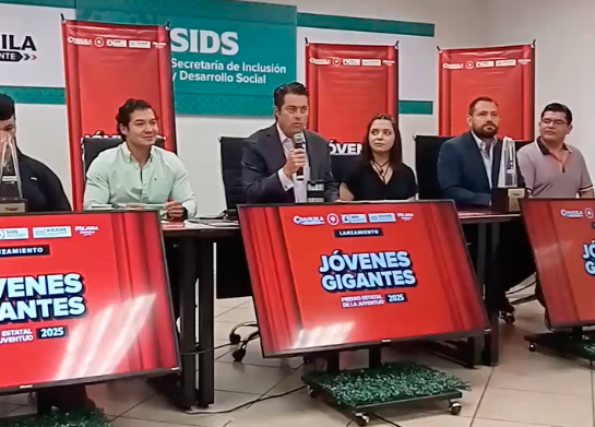 Jovenes Gigantes, premio Estatal de la juventud